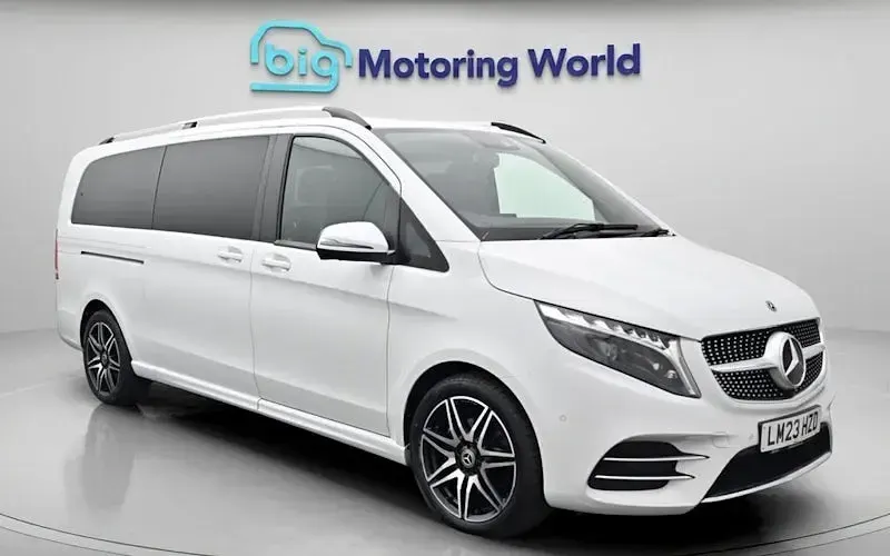 Used Mercedes V300 AMG line 237 HP (174 kW) 2023 MPV
