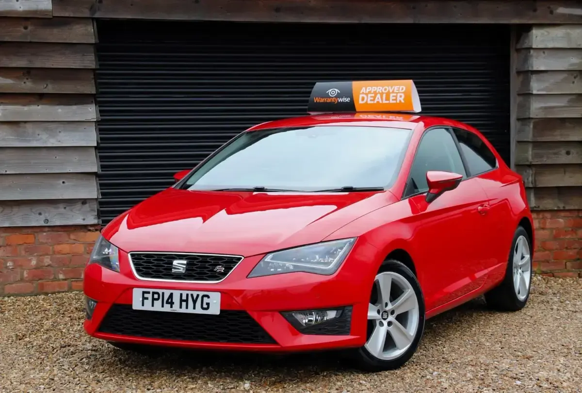 Begagnad Seat Leon FR 2014 Röd Halvkombi
