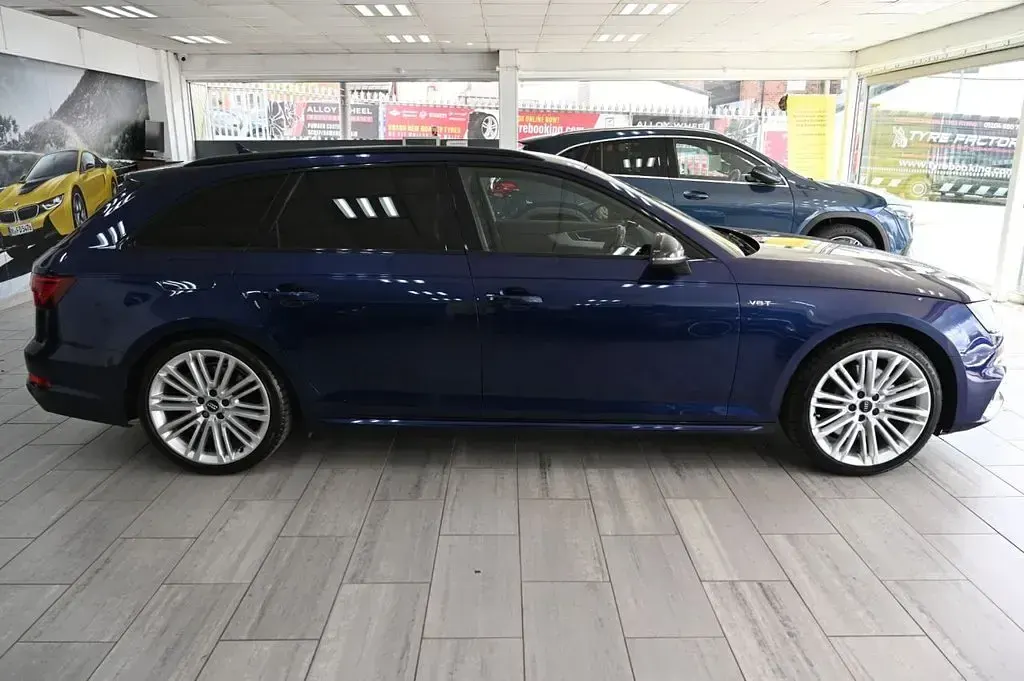 Used Audi A4 Business 2017 Blue Estate
