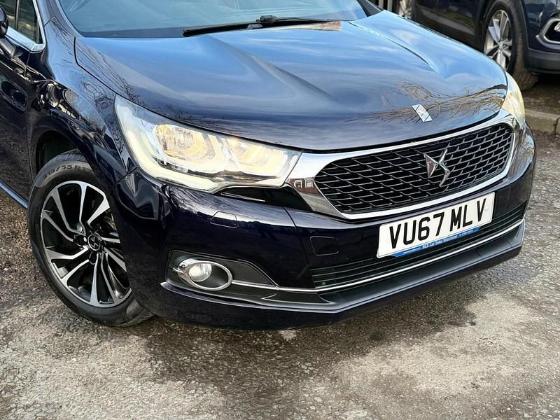 Used DS Automobiles DS4 Elegance 2017 Blue Hatchback