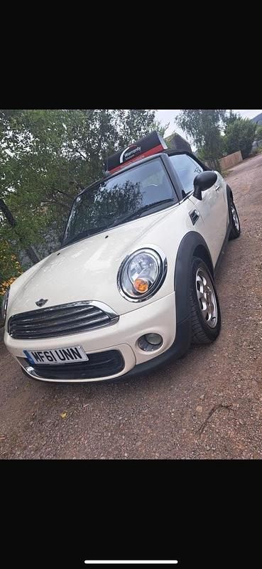 White Used 2011 Mini ONE Hatchback | £1,695 (Fair price) - Image 1/4