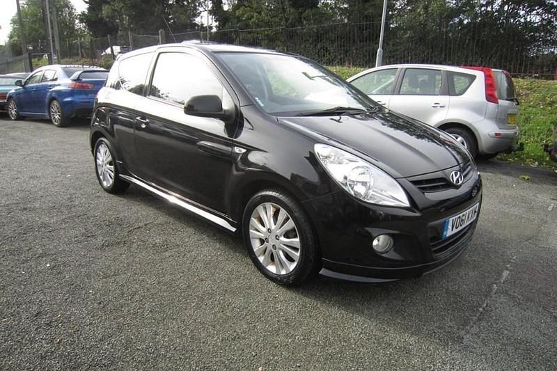 Black Used 2011 Hyundai i20 Edition Hatchback | £3,495 (Fair price) - Image 1/1