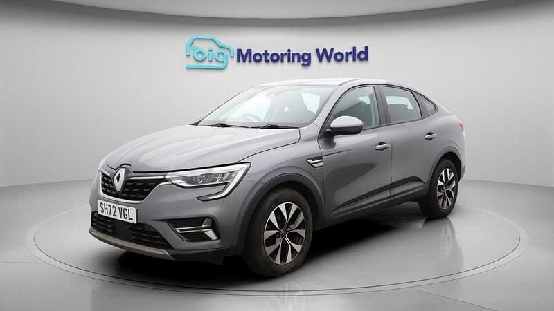 Used Renault Arkana Evolution 145 HP (106 kW) 2023 Grey SUV
