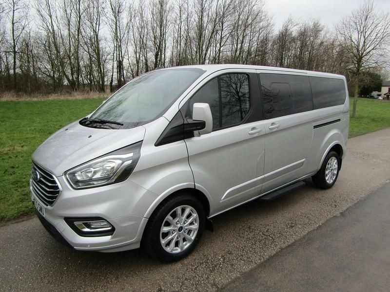 Used Ford Tourneo 2021 Silver MPV