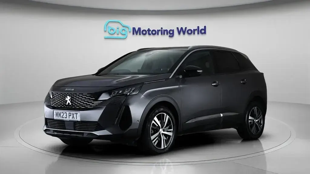 Used Peugeot 3008 Allure+ 130 HP (95 kW) 2023 Grey SUV