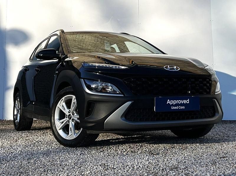 Black Used 2021 Hyundai Kona SE SUV | £13,555 (Fair price) - Image 1/3