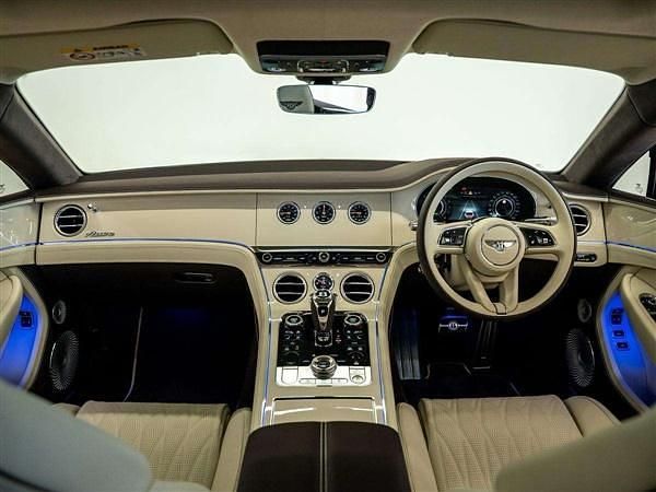 New Bentley Continental 670 HP (492 kW) 2025 Grey Coupe