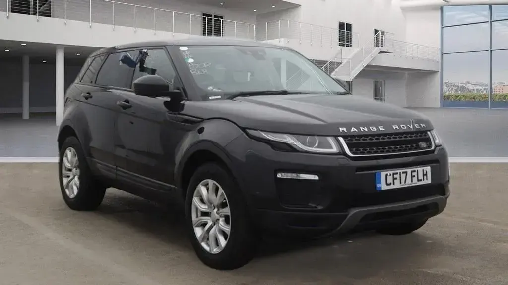 Used Land Rover Range Rover evoque SE 240 HP (176 kW) 2017 Black SUV
