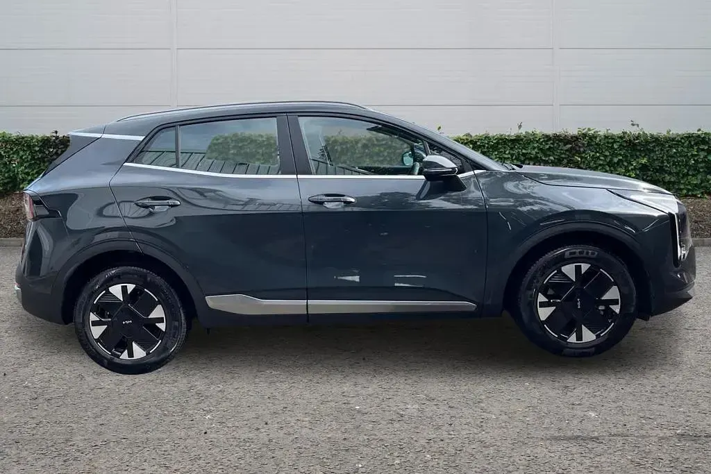 Used Kia Sportage 238 HP (175 kW) 2026 Grey SUV