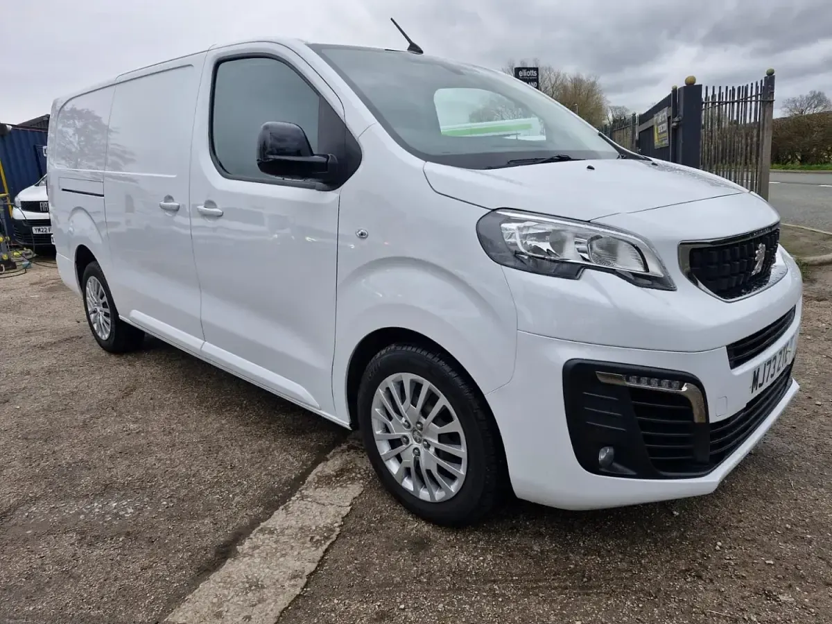 Used Peugeot Expert Premium 2023 White Van