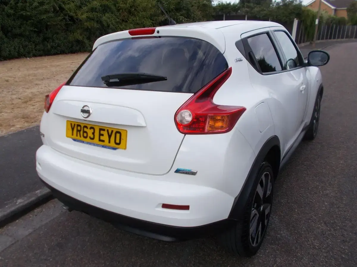 Used Nissan Juke N-TEC 110 HP (80 kW) 2013 White SUV