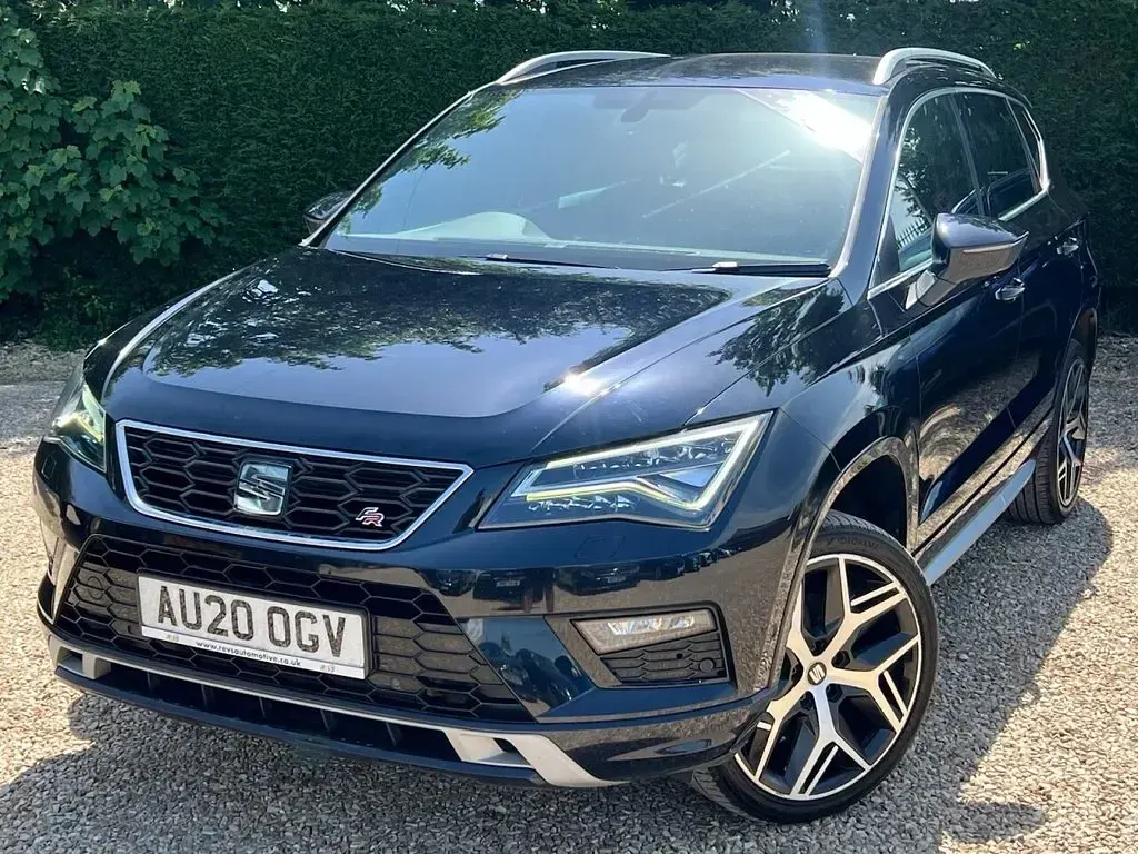 Käytetty Seat Ateca FR Sport 150 HP (110 kW) 2020 Musta Katumaasturi