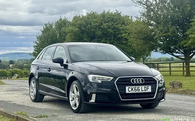 Usado Audi A3 Sportback Sport 150 HP (110 kW) 2018 Citadino