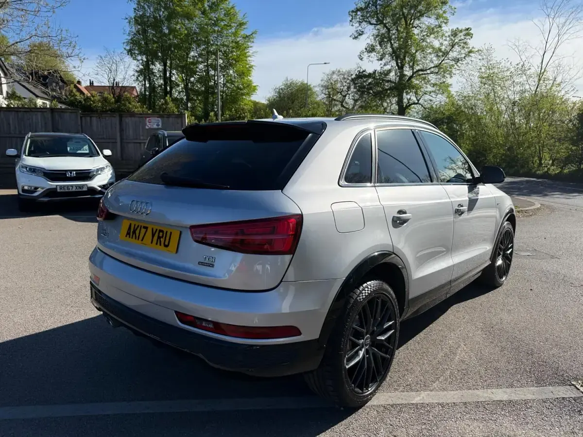 Used Audi Q3 Black Edition 184 HP (135 kW) 2017 Silver SUV