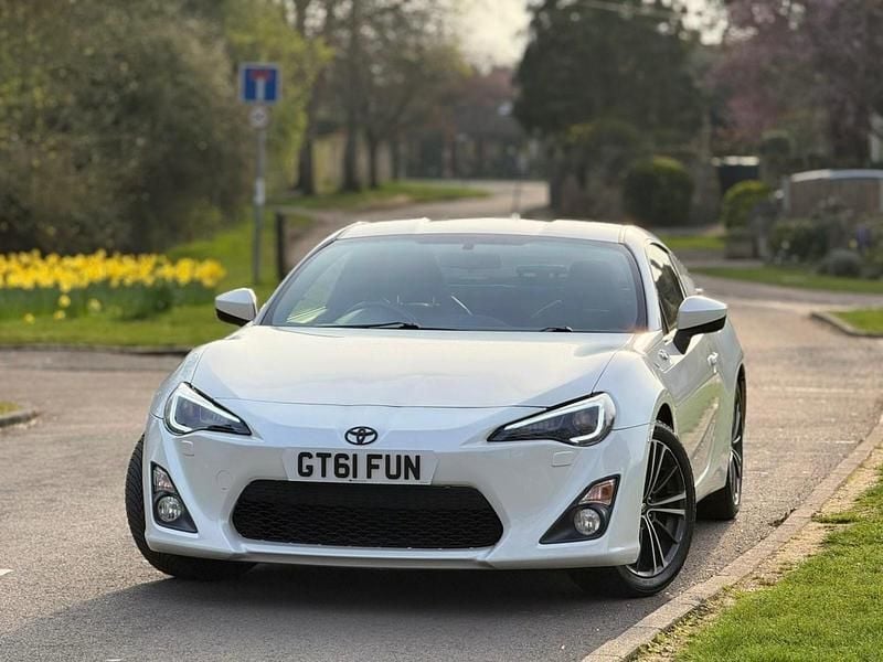Used Toyota GT86 GT 2012 White Coupe
