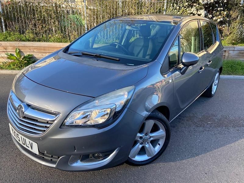 Used Vauxhall Meriva 100 HP (73 kW) 2015 Grey MPV
