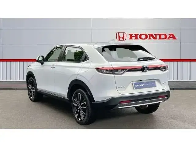 Used Honda HR-V Elegance 131 HP (96 kW) 2023 White SUV