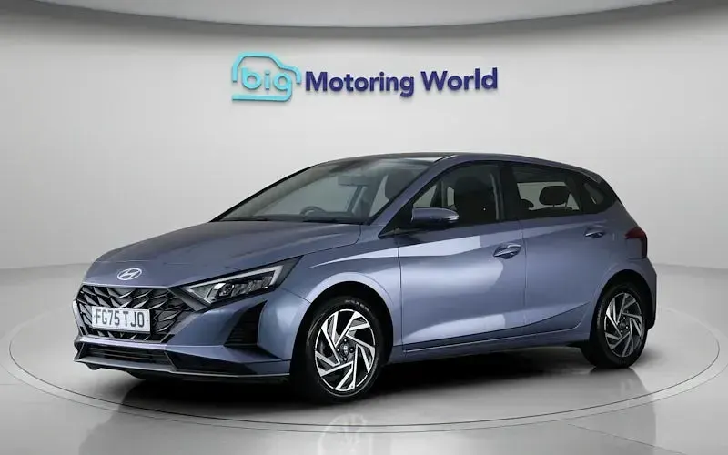 Used Hyundai i20 Advanced 101 HP (74 kW) 2025 Blue Hatchback