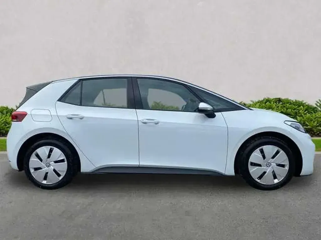 New VW ID.3 Pure 125 kW (170 HP) 2026 White Hatchback