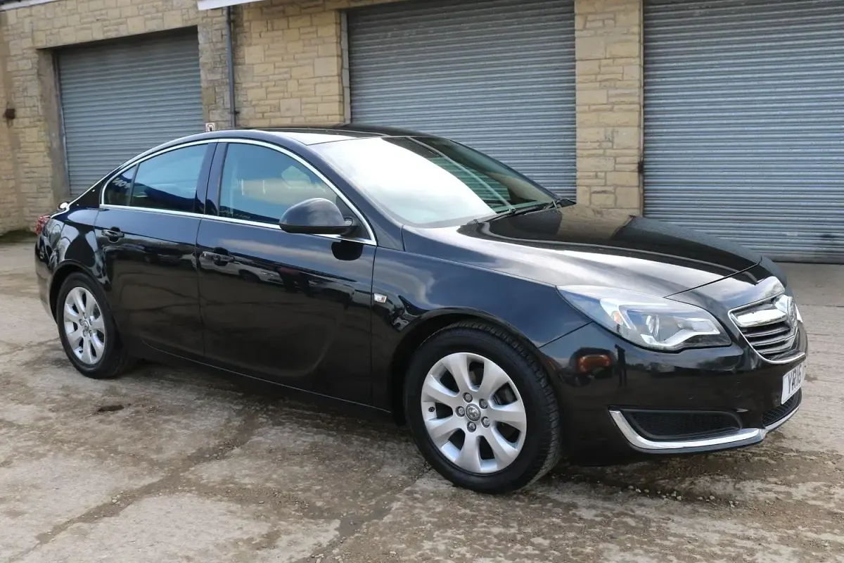 Used Vauxhall Insignia S 2016 Black Sedan