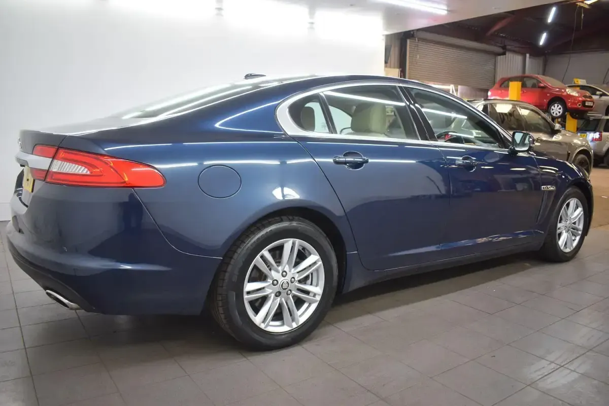Used Jaguar XF Luxury 2012 Blue Sedan