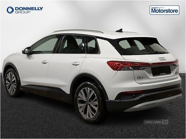 Used Audi Q4 e-tron Sport 125 kW (170 HP) 2022 White SUV