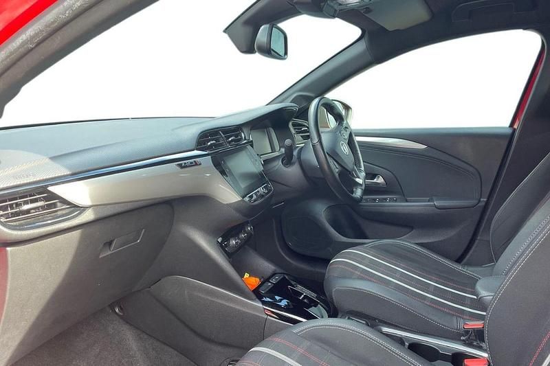 Used Vauxhall Corsa-e Edition 98 kW (134 HP) 2022 Red Hatchback