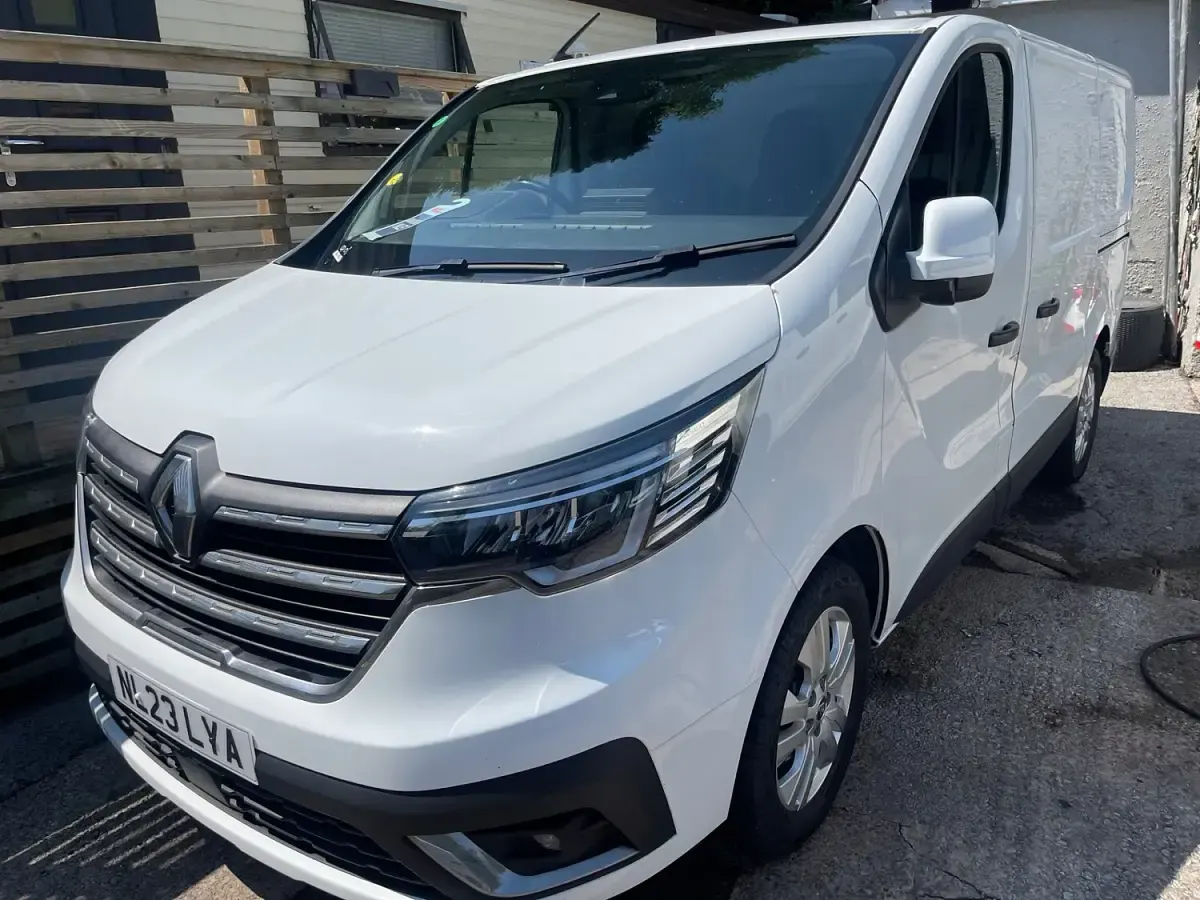 Used Renault Trafic 2023 White