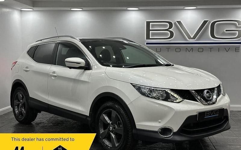 Used 2016 Nissan Qashqai N-Vision SUV | £9,494 (Fair price) - Image 1/2