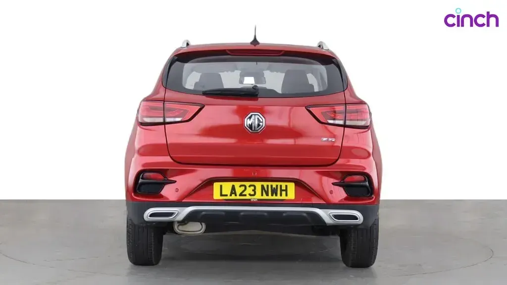 Used MG ZS 106 HP (77 kW) 2023 Red SUV