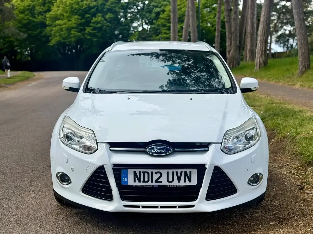 Used Ford Focus Titanium X 2012 White Estate