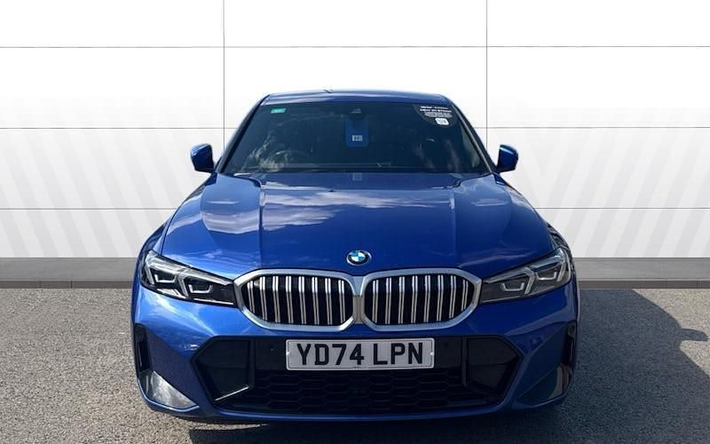 Second-hand BMW 320 M Sport 184 CP (135 kW) 2026 Berlinǎ