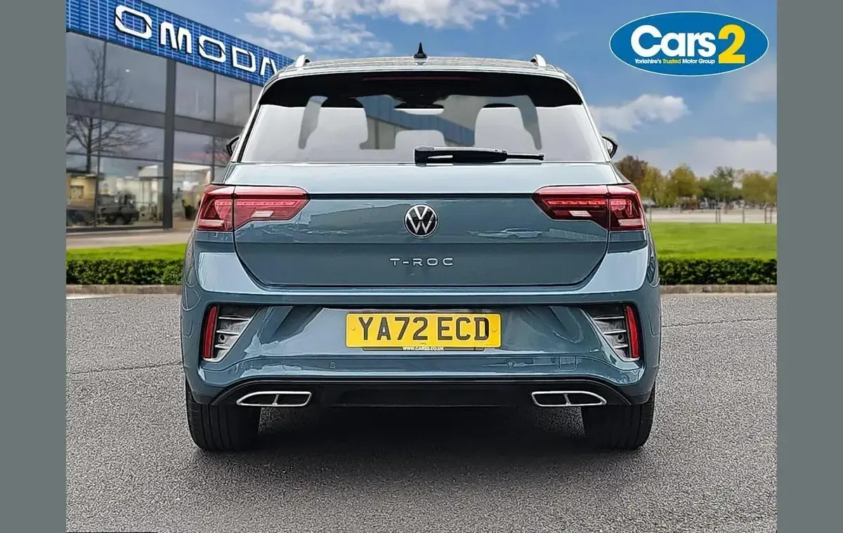 Used VW T-Roc R-line 150 HP (110 kW) 2023 Blue SUV