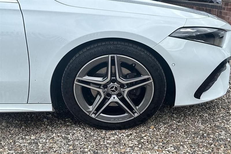 Used Mercedes A200 Executive 163 HP (119 kW) 2023 Digital white Hatchback