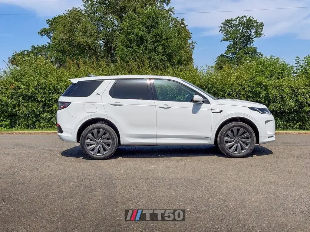 Used Land Rover Discovery Sport SE Dynamic 2020 White SUV