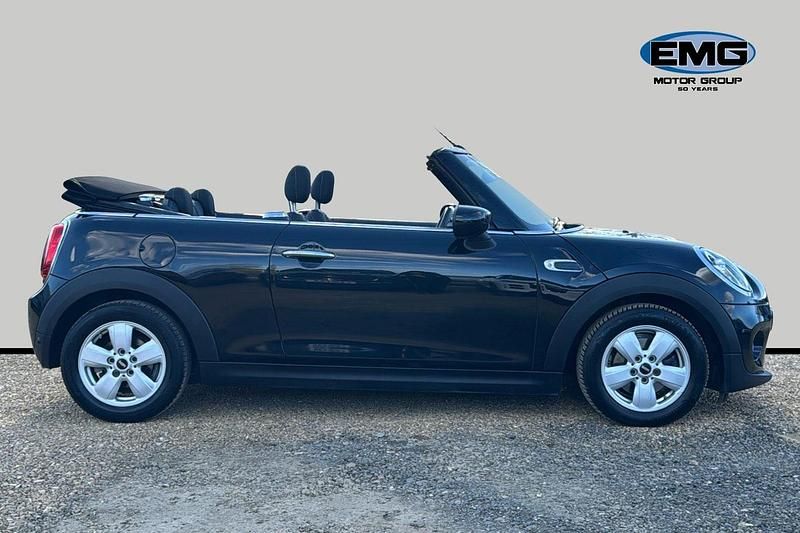 Used Mini Cooper Cabriolet Classic 136 HP (100 kW) 2019 Black Cabriolet