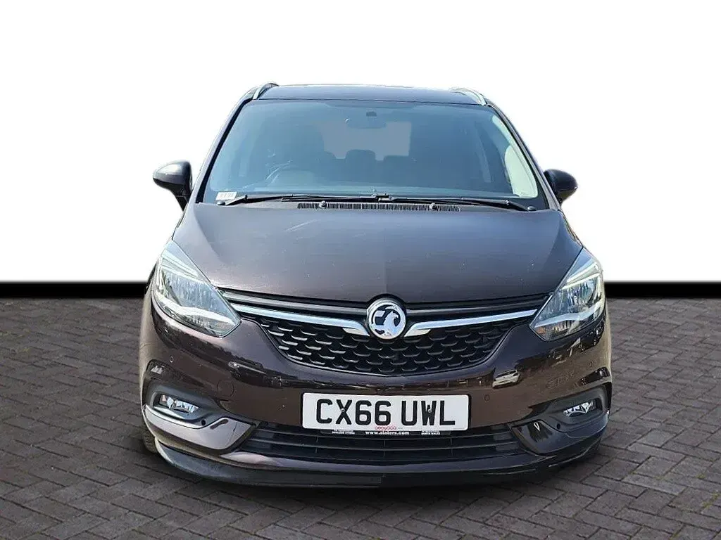Used Vauxhall Zafira SRi 140 HP (102 kW) 2016 Brown MPV