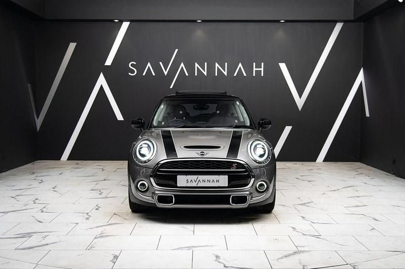 Used Mini Cooper S Exclusive 192 HP (141 kW) 2020 Silver Hatchback