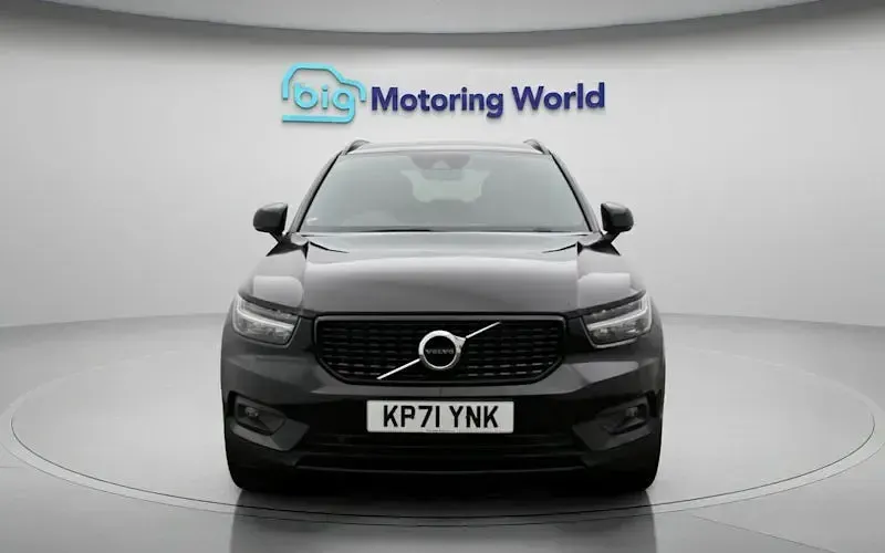 Used Volvo XC40 R-Design Pro 197 HP (144 kW) 2021 Black SUV
