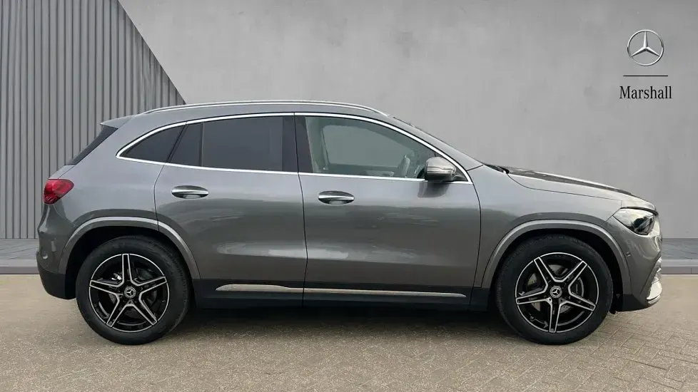 Used Mercedes GLA200 Executive 163 HP (119 kW) 2025 Mountain grey metallic SUV