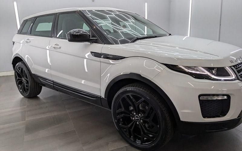 Used Land Rover Range Rover evoque SE 240 HP (176 kW) 2018 Hatchback