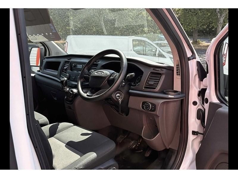 Used Ford Transit Custom 105 HP (77 kW) 2019 White Van