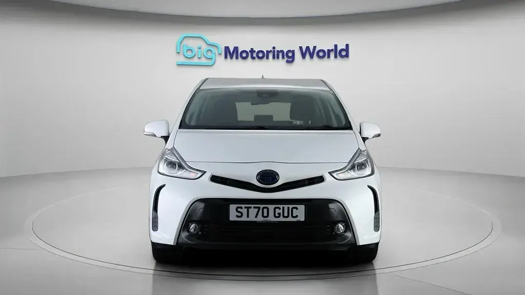 Used Toyota Prius+ 136 HP (100 kW) 2020 White MPV