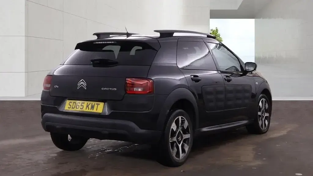 Used Citroën C4 Cactus Flair 82 HP (60 kW) 2015 Black Hatchback