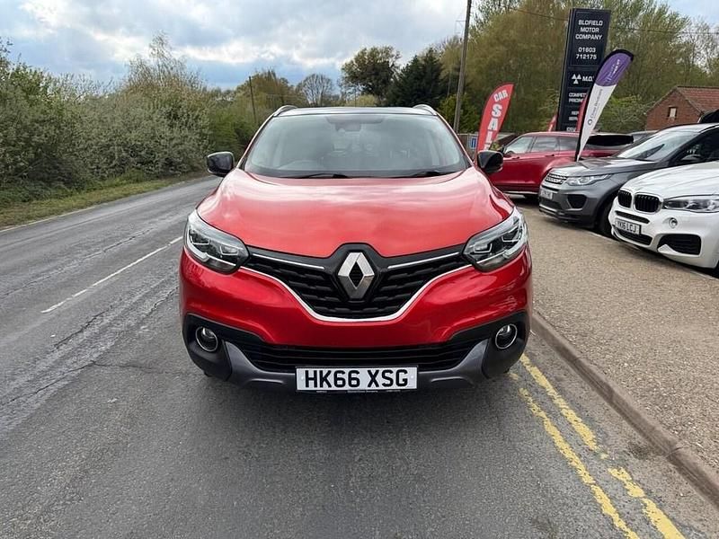 Second-hand Renault Kadjar Signature 130 CP (95 kW) 2016 Roșu SUV