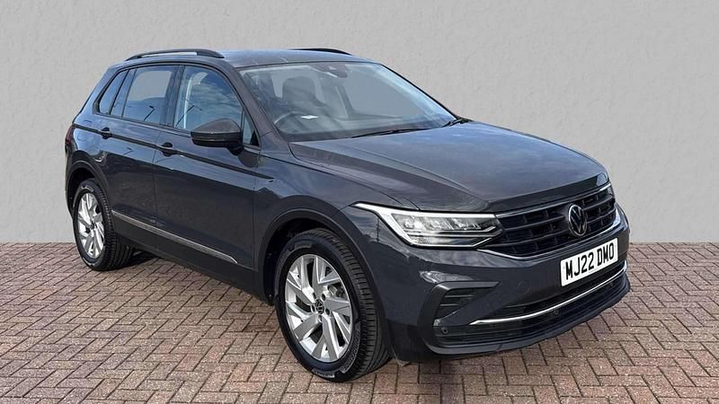 Grey Used 2022 VW Tiguan Life SUV | £17,860 (Fair price) - Image 1/4