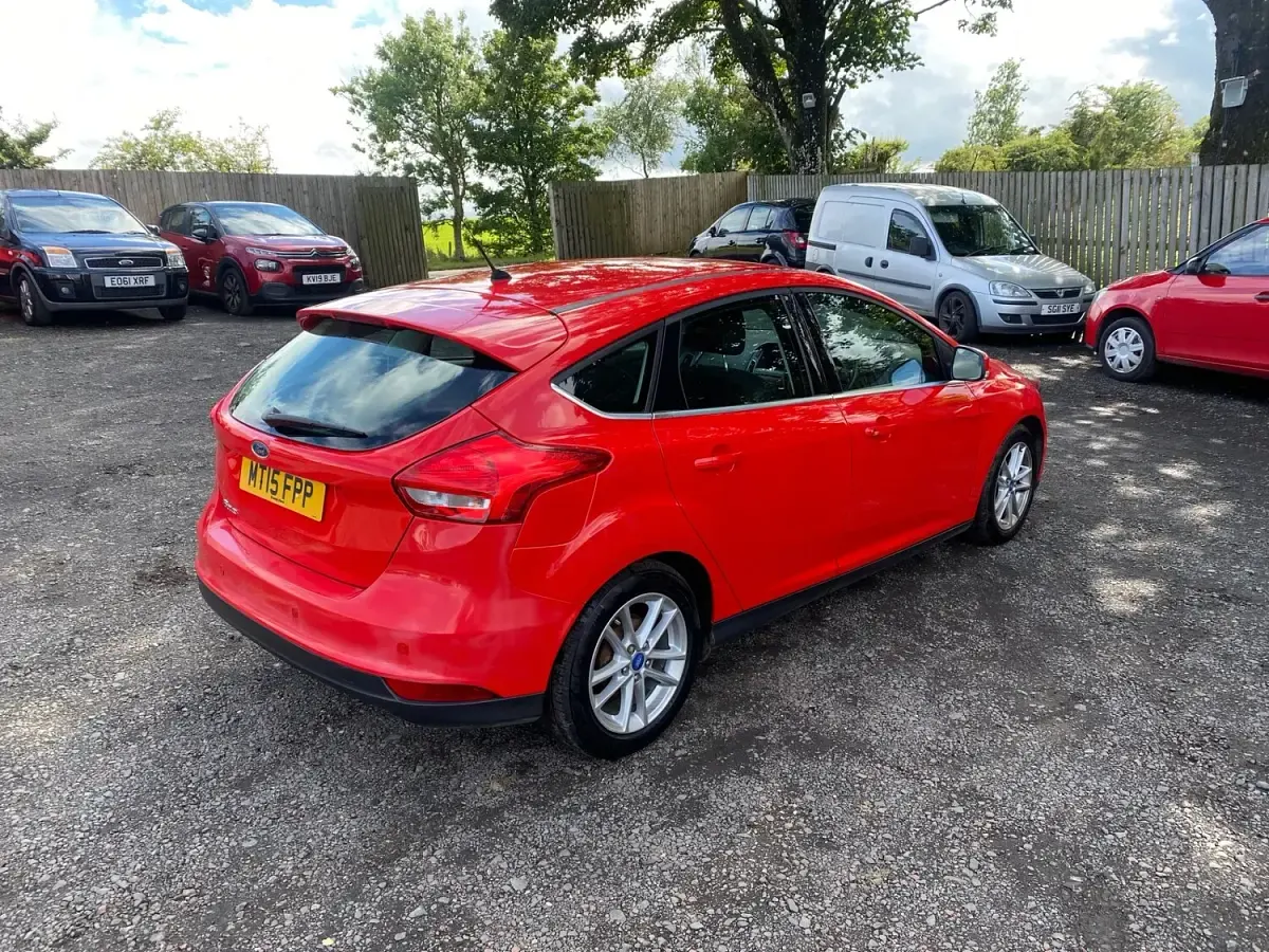 Used Ford Focus Zetec 2015 Red Hatchback