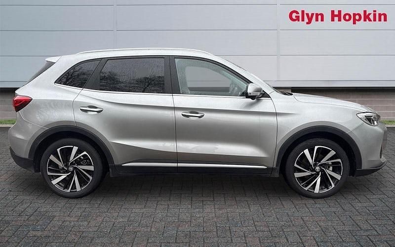 Used MG ZS Trophy 196 HP (144 kW) 2025 SUV