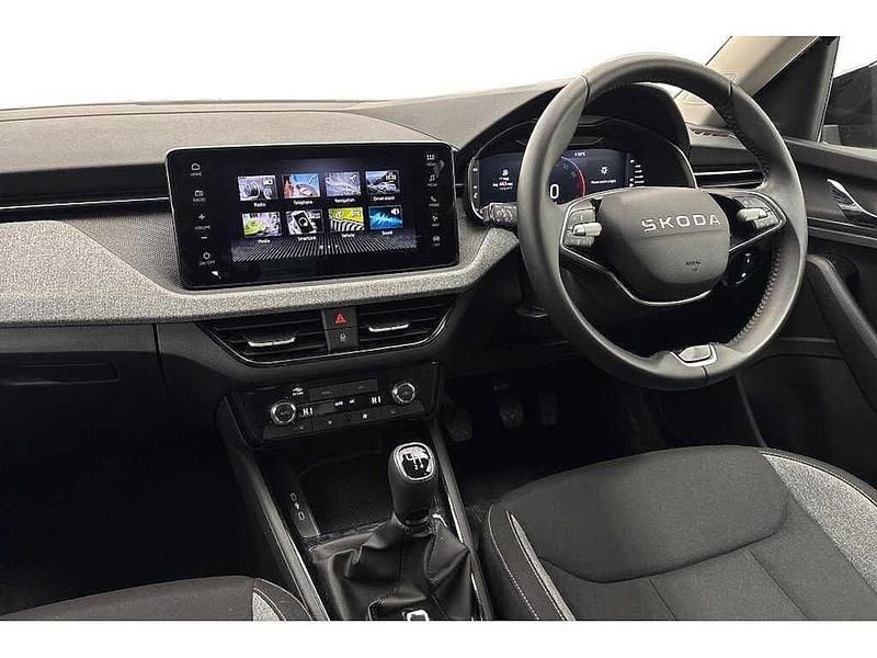 Used Skoda Kamiq SE 70 HP (51 kW) 2025 Black magic pearl effect SUV