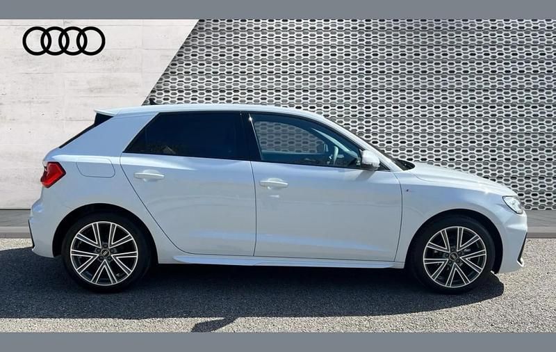 Ny Audi A1 S-Line 94 HK (69 kW) 2026 Vit SUV